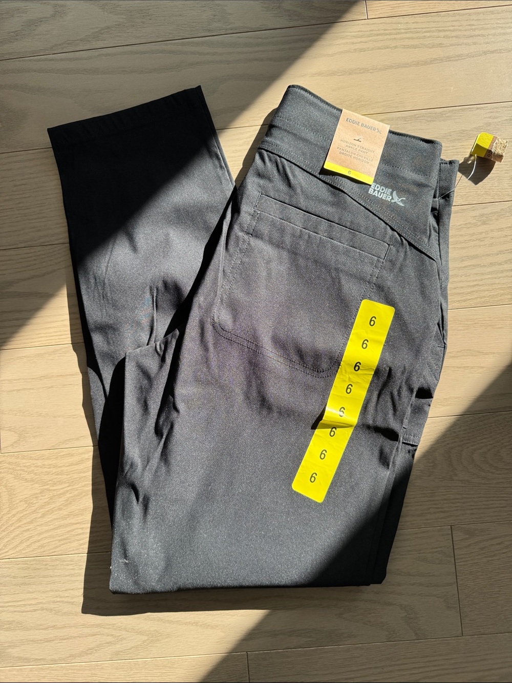 Black Eddie Bauer Women’s Horizon Straight Ankle Pant